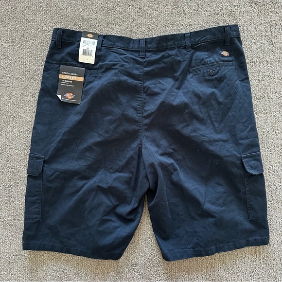 Dickies Classic Comfort Loose Fit Cargo Short Size 48 - Picture 4 of 4
